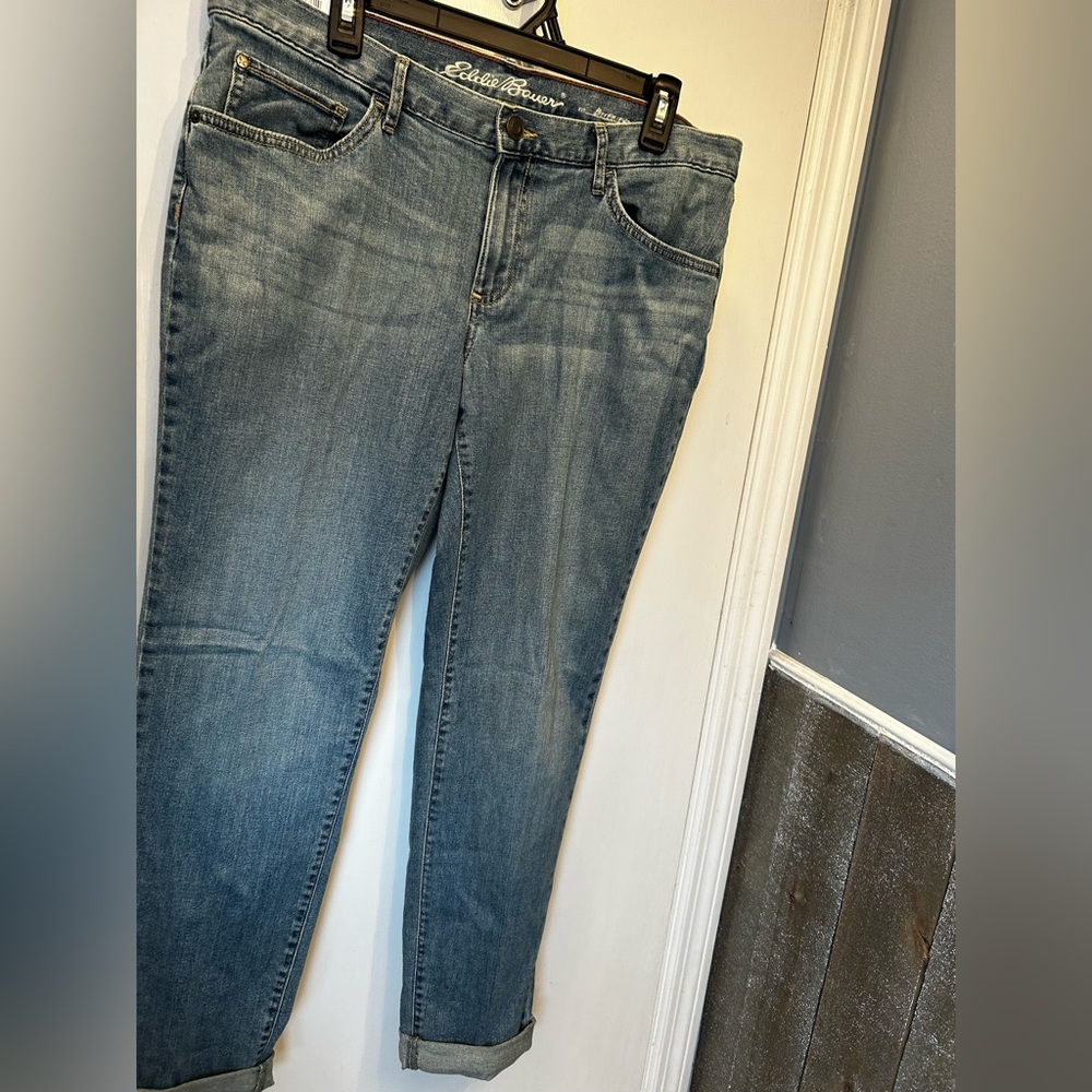 Eddie Bauer Boyfriend slim cut blue jeans. Size 12. NWT.